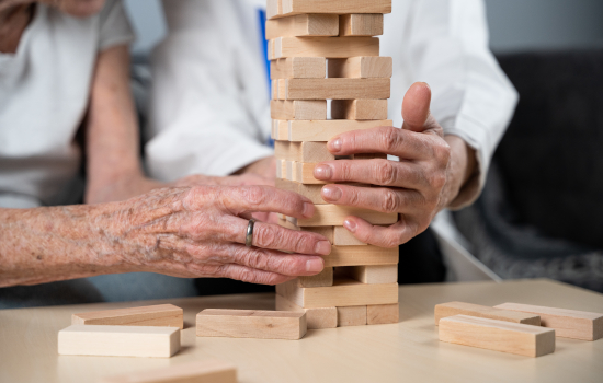 Actividades psicomotricidad fina personas mayores con demencia